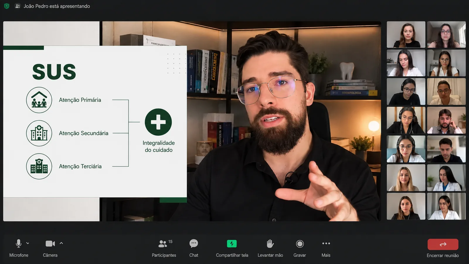 Dr. João Pedro ministrando uma aula ao vivo de revisão para o ENARE